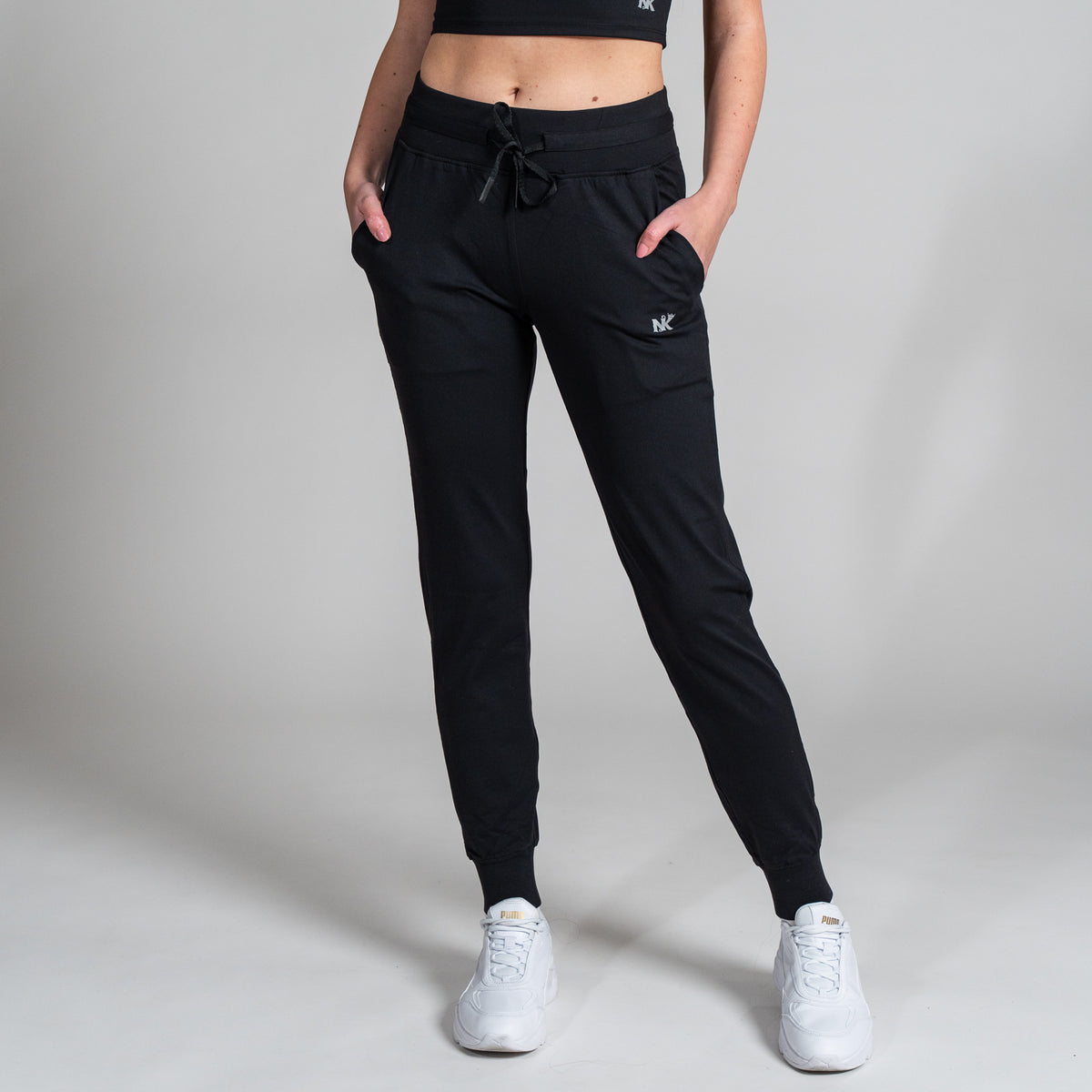 Evolve Jogger Dark Onyx